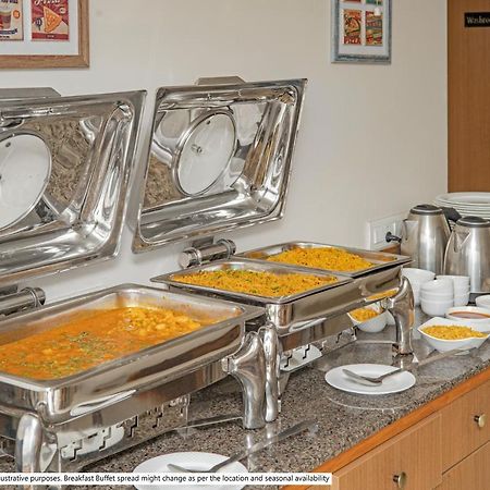 Treebo Sls Grand Hotel Tirupati Buitenkant foto