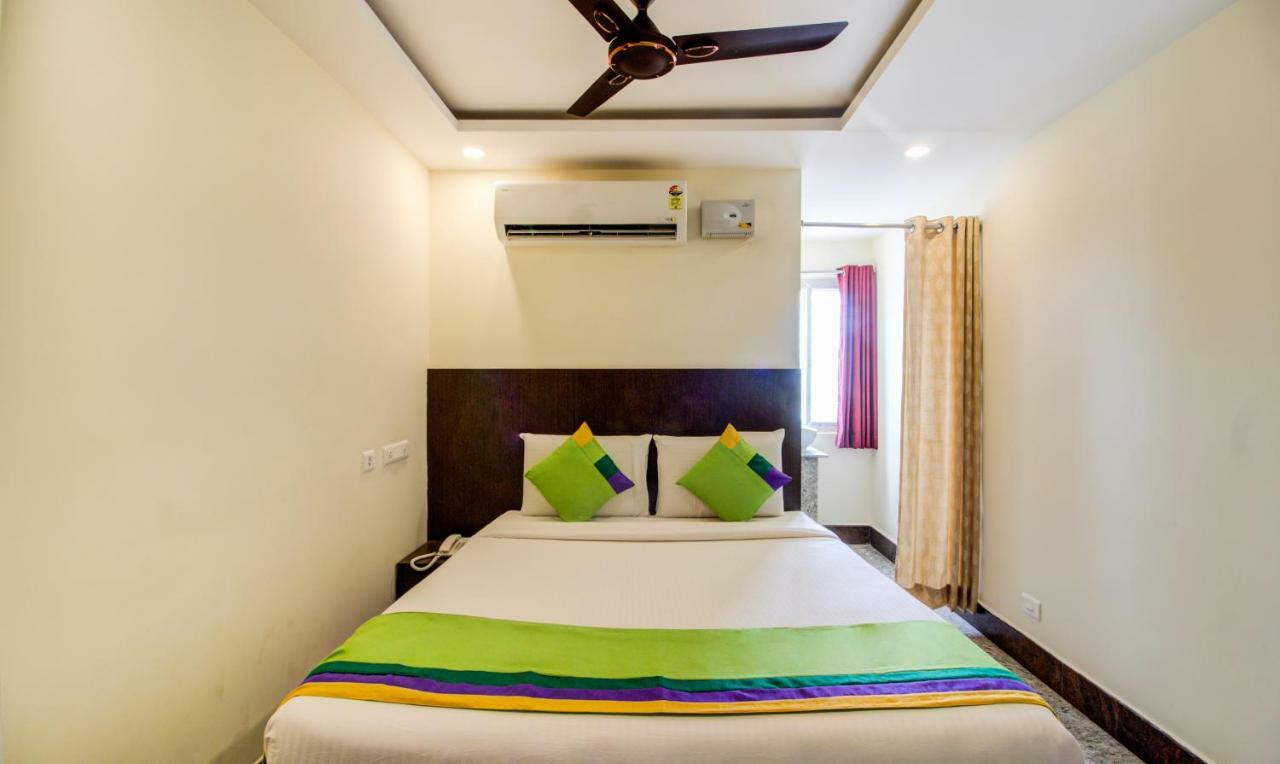 Treebo Sls Grand Hotel Tirupati Buitenkant foto
