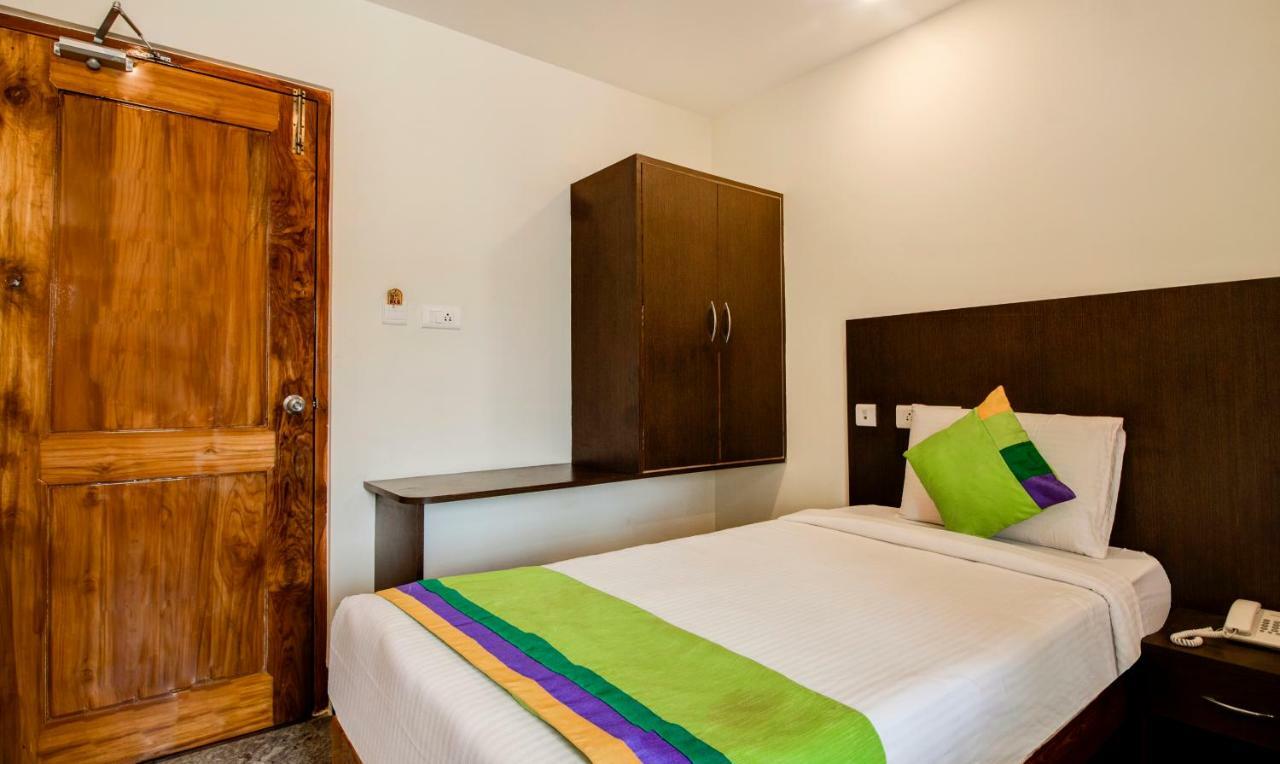 Treebo Sls Grand Hotel Tirupati Buitenkant foto
