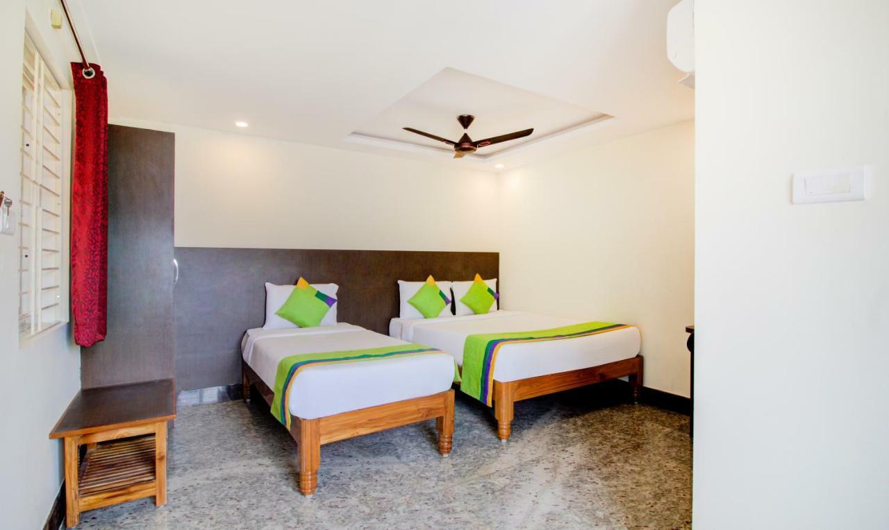 Treebo Sls Grand Hotel Tirupati Buitenkant foto