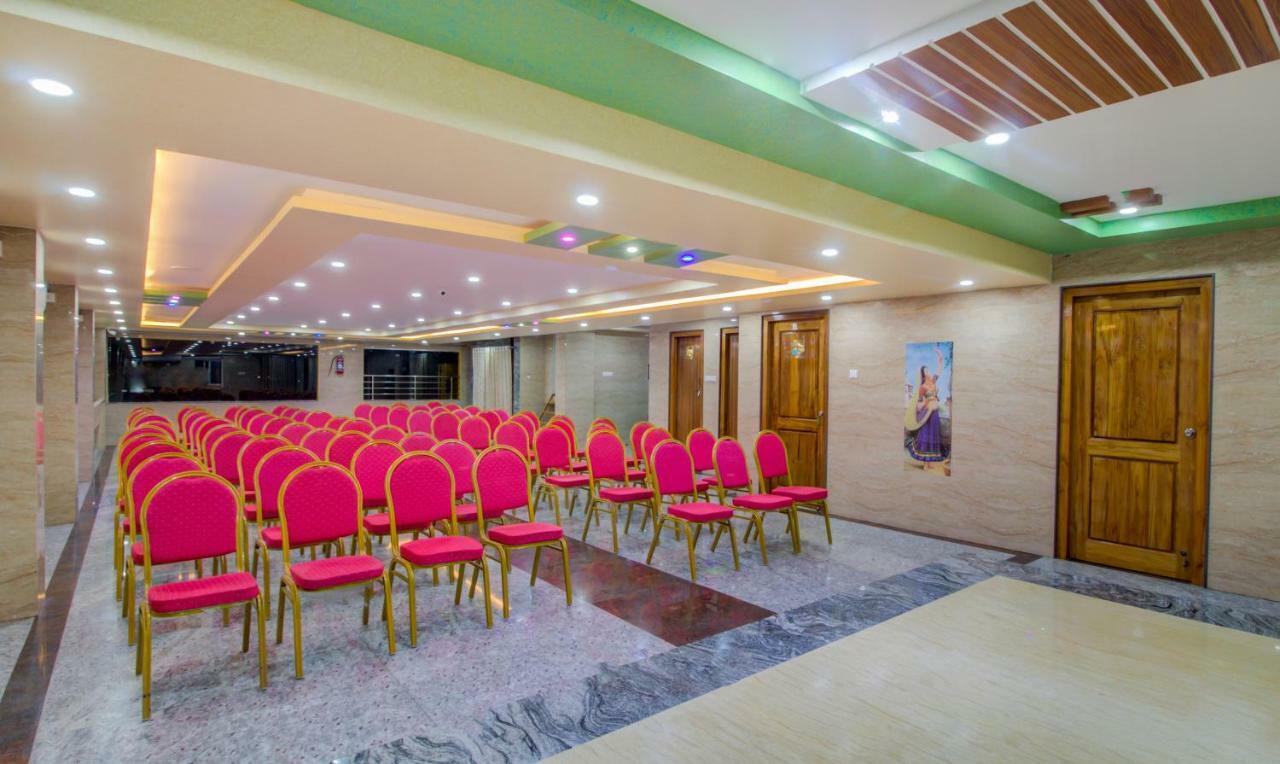 Treebo Sls Grand Hotel Tirupati Buitenkant foto